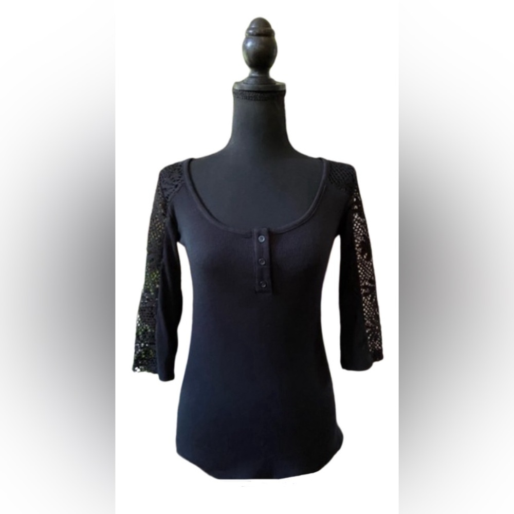 Rue 21: Black Mid Sleeve Shirt with Lace Sleeves